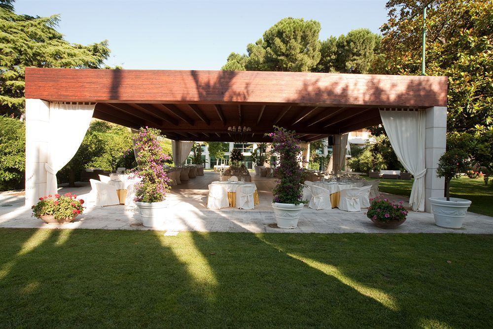 Garden Hotel Мольфетта Экстерьер фото